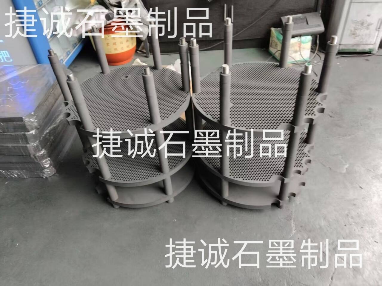 硬質(zhì)合金石墨盤，石墨盤，刀具燒結(jié)石墨盤，石墨盤加工，銅管燒結(jié)石墨盤，燒結(jié)石墨盤，石墨盤加工廠，石墨盤生產(chǎn)廠家